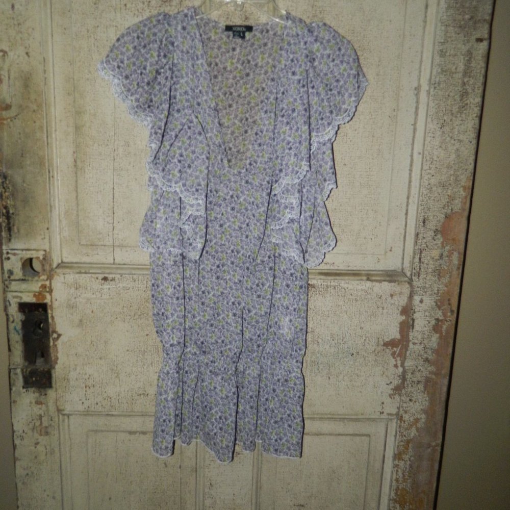XOXO Floral Elastic Waist Ruffle Sleeve Blouse Size L  (D16)